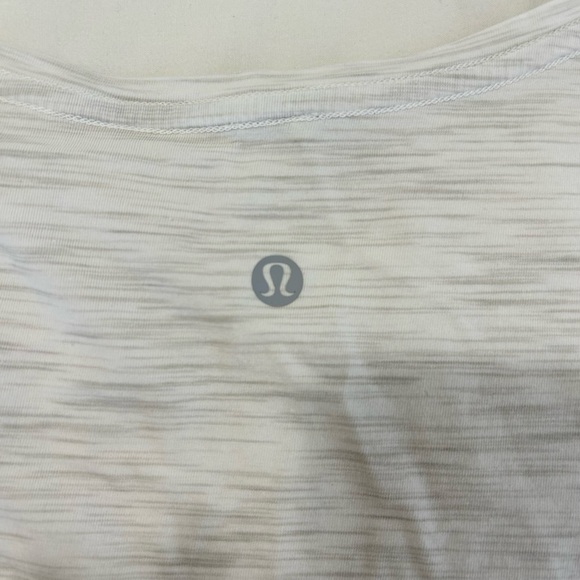 LuluLemon Love V Neck T shirt - Picture 4 of 4